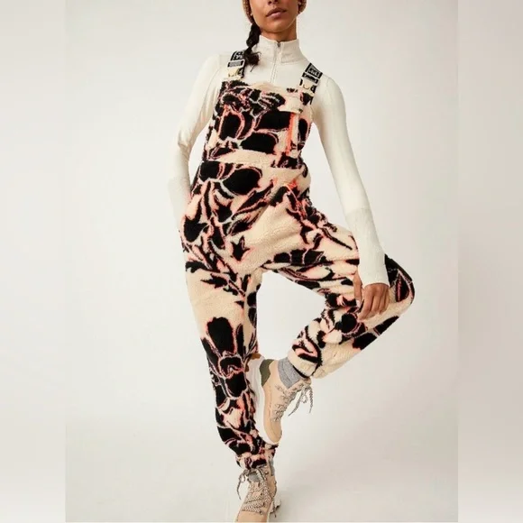Free People FP Movement Fleece Overalls! 🥰 - Picture 5 of 12